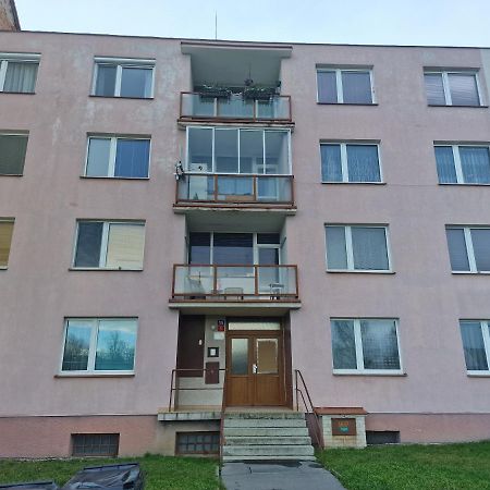 Appartement Prikopni à Egra  Extérieur photo