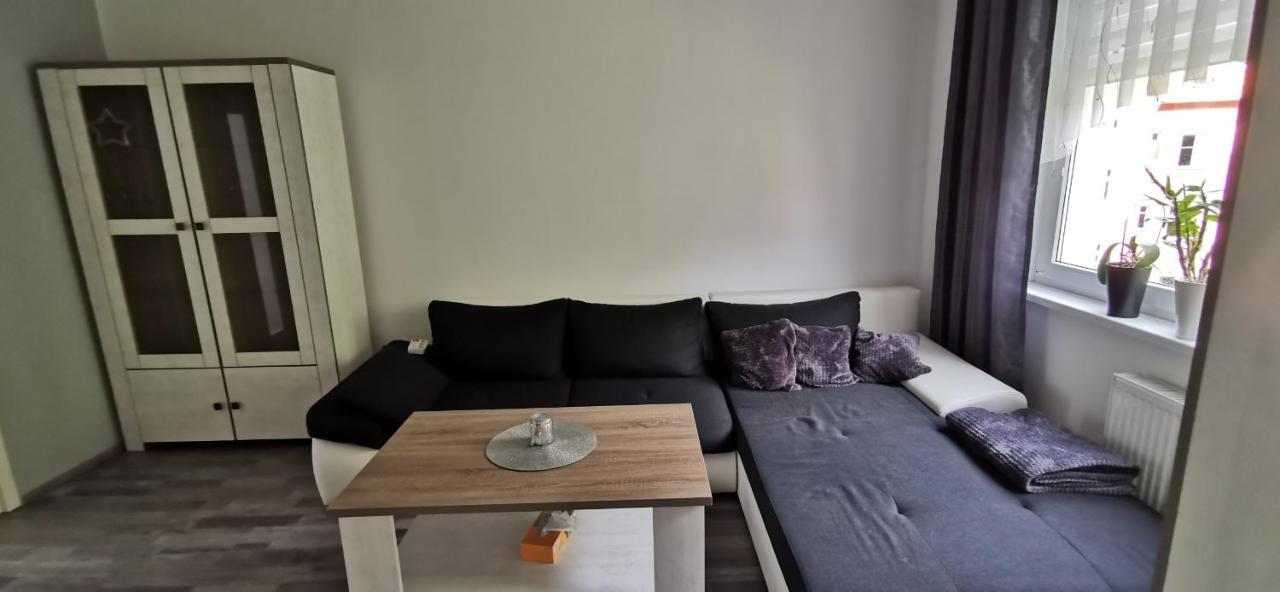 Appartement Prikopni à Egra  Extérieur photo